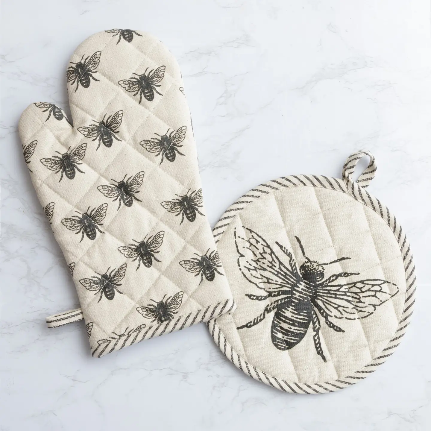 Bee Oven Mitt & Pot Holder Set