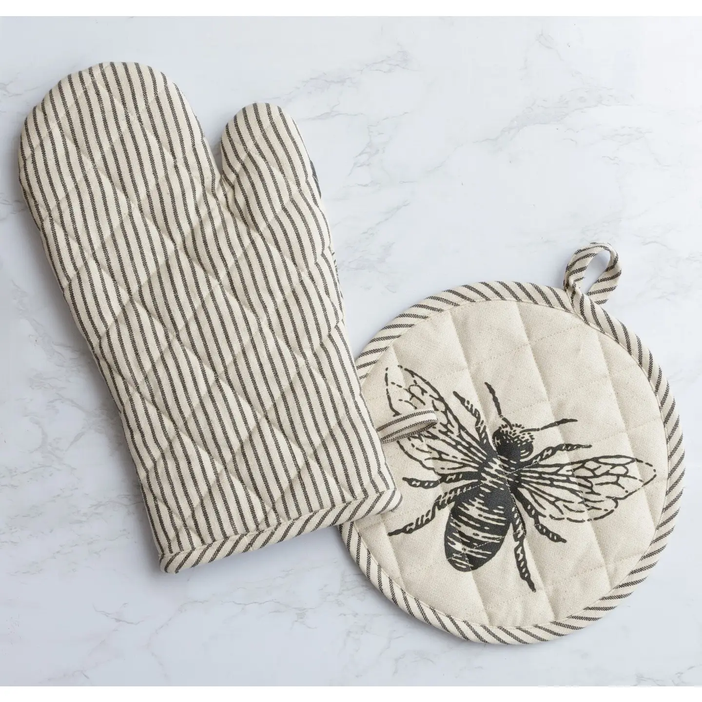 Bee Oven Mitt & Pot Holder Set - Image 2