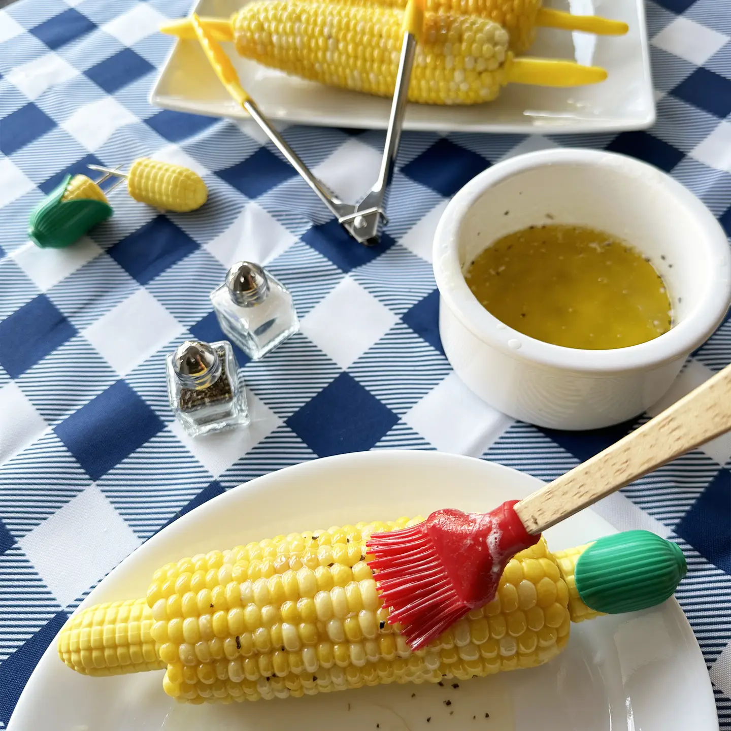 Jumbo Corn Holder - Image 2